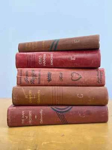 Set of Vintage Novels |Vintage Fiction| Red Book Set - Bild 1 von 6