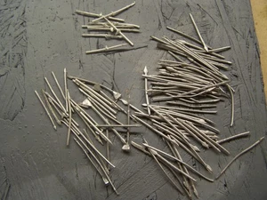 28 mm VERSCHIEDENE WEISSMETALLSPEERE - Bild 1 von 1