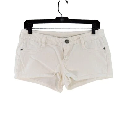 City Streets Juniors White Denim Shorts Sz 5 - Image 1 of 4