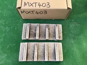 N scale, N gauge Brick Style Bridge Abutments -twin track -Brick Style-MXT403 - Picture 1 of 6