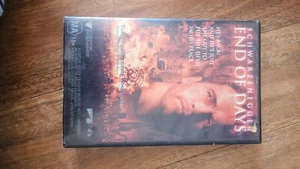 END OF DAYS Arnold Schwarzenegger VIDEO VHS Pal Big Box Collectable - Picture 1 of 3