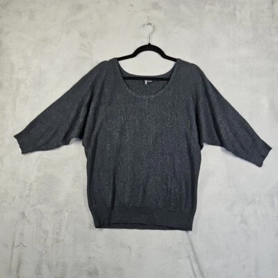 NUEVO SIN ETIQUETAS SPARKLE & FADE URBAN OUTFITTERS GRIS, SUÉTER MANGA LARGA, CUELLO REDONDO Talla M Foto 1 de 4