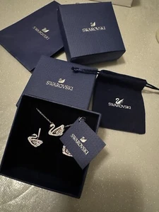 New Silver Swarovski Swan Necklace Earrings Set Xmas Gift Tennis Angelic Dancing - Picture 1 of 4