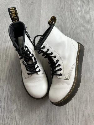 Niñas Dr. Martens Zavala Botas de Cuero Blanco Cremallera Lateral/Con Cordones Talla 2 Usadas en Excelente Condición Foto 1 de 4