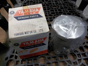 YAMAHA NOS YDS5 YM2C STD PISTON 1967 159-11631-00-96 VINTAGE OEM - Bild 1 von 1