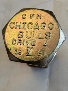 97 Chicago Bulls paperweight - Picture 1 of 6