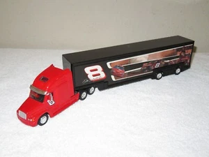 DALE EARNHARDT JR. MONTE CARLO #8 KENWORTH TRACTOR TRAILER ACTION 1:64 18 WHEELS - Picture 1 of 6