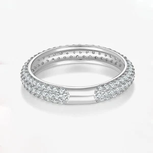 Alianza de boda moissanita color D 0,79 cttw 3 filas enchapada en plata de ley 925 en oro - Imagen 1 de 12