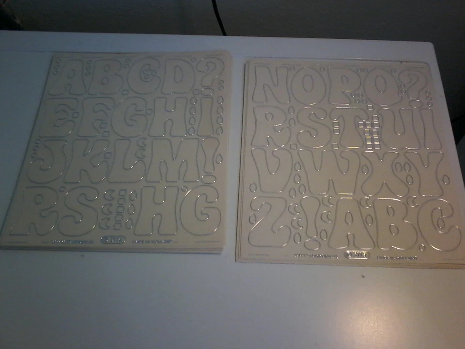 2x ADESIVOS TRANSPARENTES PRATA PARA SCRAPBOOKING NOVAS LETRAS 20X23 CM/LETRA 5 CM - Imagem 1 de 1