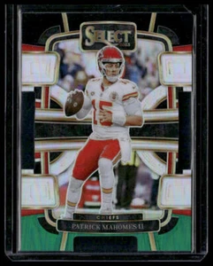 Select Concourse Level Die Cut Green/Black Prizm #49 Patrick Mahomes II - Picture 1 of 2