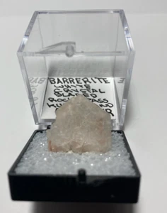 VERY rare Barrerite single bladed crystal Thumbnail from KUIU Islands Alaska - Picture 1 of 11