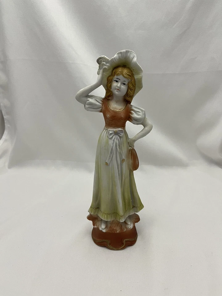 Antique ceramic lady figurine Germany 1812 Foto 1 de 4