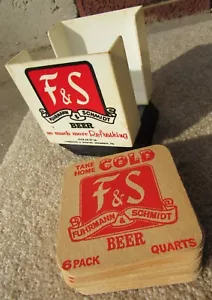 Alter F&S Bierdeckel Halter mit 23 Untersetzern Fuhrmann & Schmidt Shamokin PA Bar - Bild 1 von 10