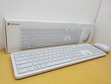 MICROSOFT Wireless Bluetooth Keyboard and Mouse QHG-00031 Model 1898 - Glacier