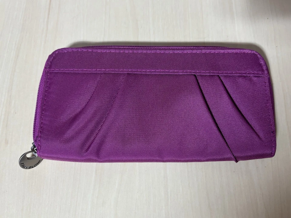 Nuevo TRAVELON Negro Seguro Protección de Identificación Bloqueo RFID Viaje Bolso sin asas Billetera Púrpura Foto 1 de 4