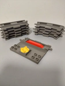 Lego Duplo Schienen Set dunkelgrau  5 Gerade 4 Kurven Richtungswechsel gewaschen - Picture 1 of 4