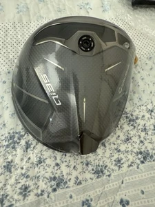 TaylorMade - Qi35 - DRIVER 10.5* - RH -ONLY HEAD - Picture 1 of 3