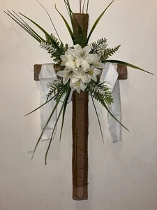 Cross wreath With Flowers - Picture 1 of 15