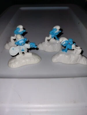 Z11# 2017 Peyo Smurfs The Lost Village Smurfs McDonald's  - Image 1 of 2