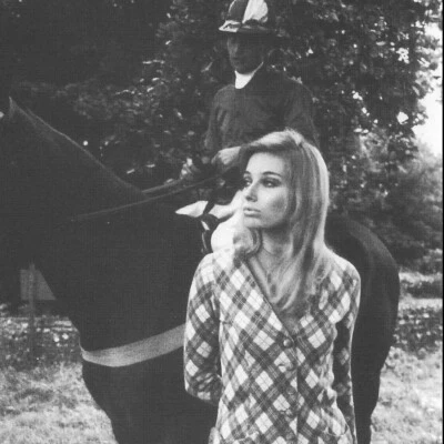 JANE LUMB POSTALES TODAS LAS OCASIONES AÑOS 60 FOTOGRAFÍA PHILIP TOWNSEND Foto 1 de 4