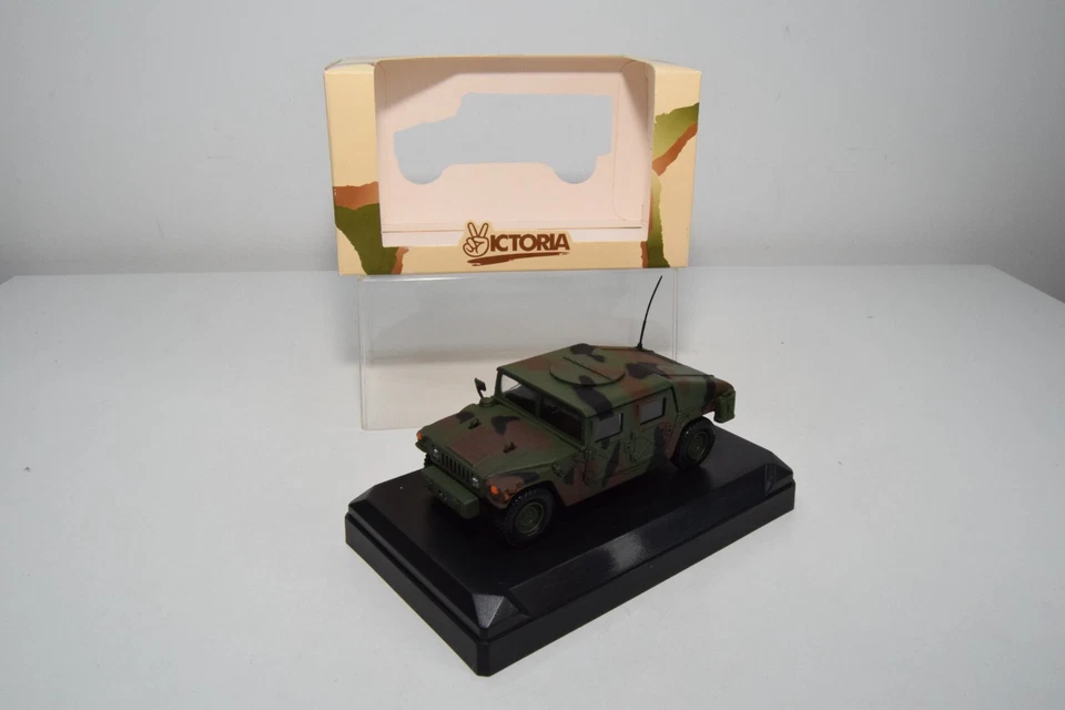 B71 1:43 VICTORIA R007 R 007 HUMMER EE. UU. CAMIÓN CAMUFLAJE EJÉRCITO SIN USAR, EN CAJA Foto 1 de 4