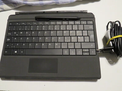 Microsoft Surface 3 10.8" Tablet, Atom x7-Z8700, 2GB RAM, 64GB Flash - Bild 1 von 4