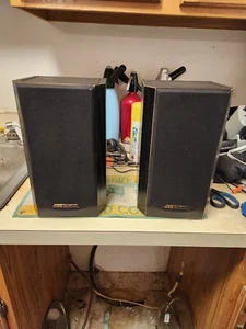 Pair of BIC America V52 Venturi DV52si Home Theater Bookshelf Stereo Speakers - Picture 1 of 10