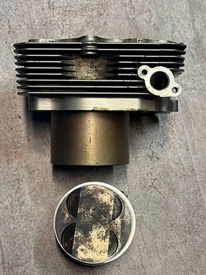 Suzuki DR350 DR 350 cilindro pistone cilindro pistone - Immagine 1 di 4