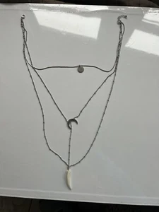 Necklace - Multi-tiered (one clasp) - Silver Chain - shell moon and pendandt - Picture 1 of 5