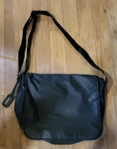 BUENO 14" BLACK FAUX LEATHER TOTE/LAPTOP/HANDBAG W/ADJUSTABLE STRAP - Picture 1 of 1