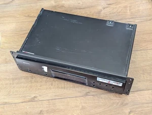 Denon DBT-1713UD universal disc transporter audio CD Blu-ray DVD AV player READ - Picture 1 of 24