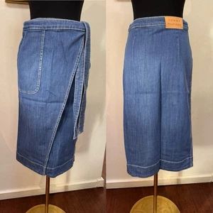 💜💜💜 New Tommy Hilfiger Size Small Or 6 Or 8 Denim SKIRT Knee Length - Picture 1 of 19