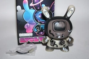 AMPLIFICADOR DE GUITARRA KIDROBOT DUNNY 2013 EVOLUCIONADO MCBESS DISEÑADOR ARTE JUGUETE - Imagen 1 de 3