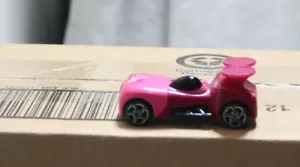 Disney Hasbro Minnie Topolino MM Auto da corsa rosa piccola 2001 - Foto 1 di 6