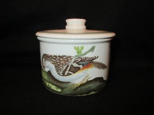 Portmeirion Birds of Britain Covered Sugar Made in England - Picture 1 of 4