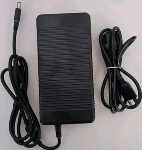NEW Dell DA330PM111 Power Adapter 19.5V 16.9A 330W - Picture 1 of 5