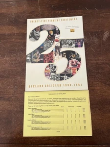 Album commemorativo e indagine NBA NHL NFL Oakland Coliseum 25 anni 1966-1991 - Foto 1 di 9