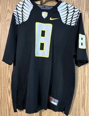 Nike Oregon Ducks Football  Jersey - Black - Large- #8 Mariota , Gabriel - Image 1 of 4