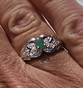 Vintage Sterling Silver Green Tourmaline Ring Size 6.5 - Picture 1 of 11