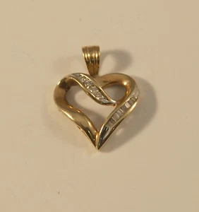 Schöner massiver Herzanhänger mit Diamanten aus 10 Karat Gelbgold - Bild 1 von 2