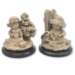 Capodimonte by Giuseppe Armani New Pals Figures 1993 Florence Girl Rabbit Bird - Picture 1 of 14