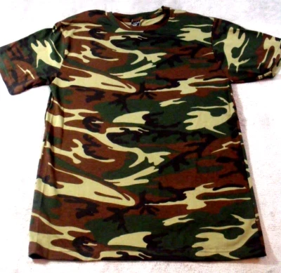 Men's Camouflage Short Sleeve Crew Neck T Shirt Size L Code V New - Image 1 of 4