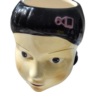 Taza Cabeza Muñeca Juego Calamar Netflix - Taza Cerámica Cara 3D, Regalo Coleccionable - Imagen 1 de 5