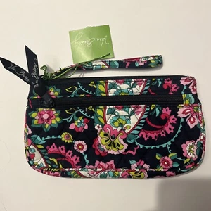 Vera Bradley Wristlet in PETAL PAISLEY Cotton Floral $29 - Picture 1 of 4