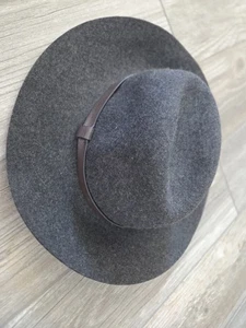 J. Crew Hat Gray Floppy Hat 100% Wool Wide Brim size medium/ large - Picture 1 of 4