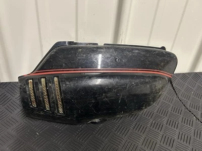 Suzuki GT 750 1972-1973 Water Buffalo usado panel de cubierta lateral izquierdo carrocería de plástico Foto 1 de 4