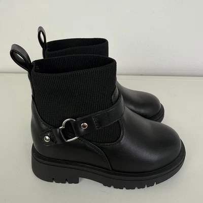 NUEVO SIN ETIQUETAS Baby Gap Niñas Niños Corazón Imitación Cuero Moto Pull-On Botas Negras Verdaderas 7 Foto 1 de 4