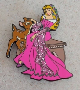 Fantasy Pin - Disney Sleeping Beauty Aurora on bench petting baby fawn deer LE - Imagen 1 de 2