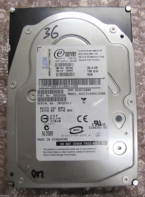 IBM eServer HUS151436VL300 36GB 15K RPM 3.5" SAS Hard Drive HDD, 26K5840 - Image 1 of 2