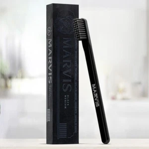 Cepillo de dientes italiano negro con cerdas de resistencia media MARVIS Elegant Signature - Imagen 1 de 1